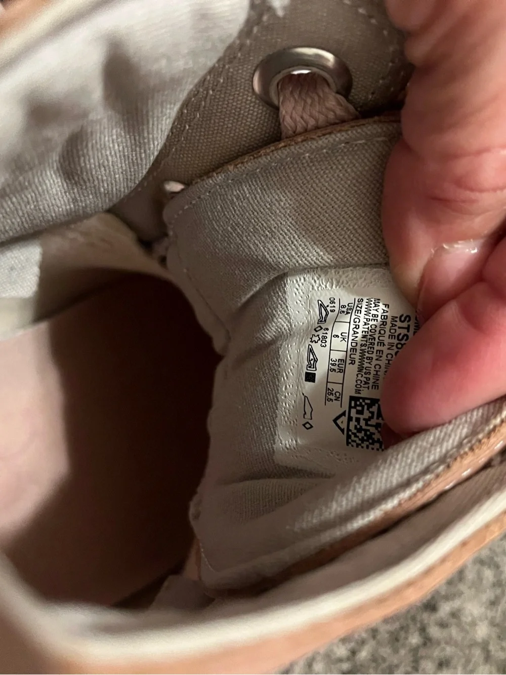Sperry boots size